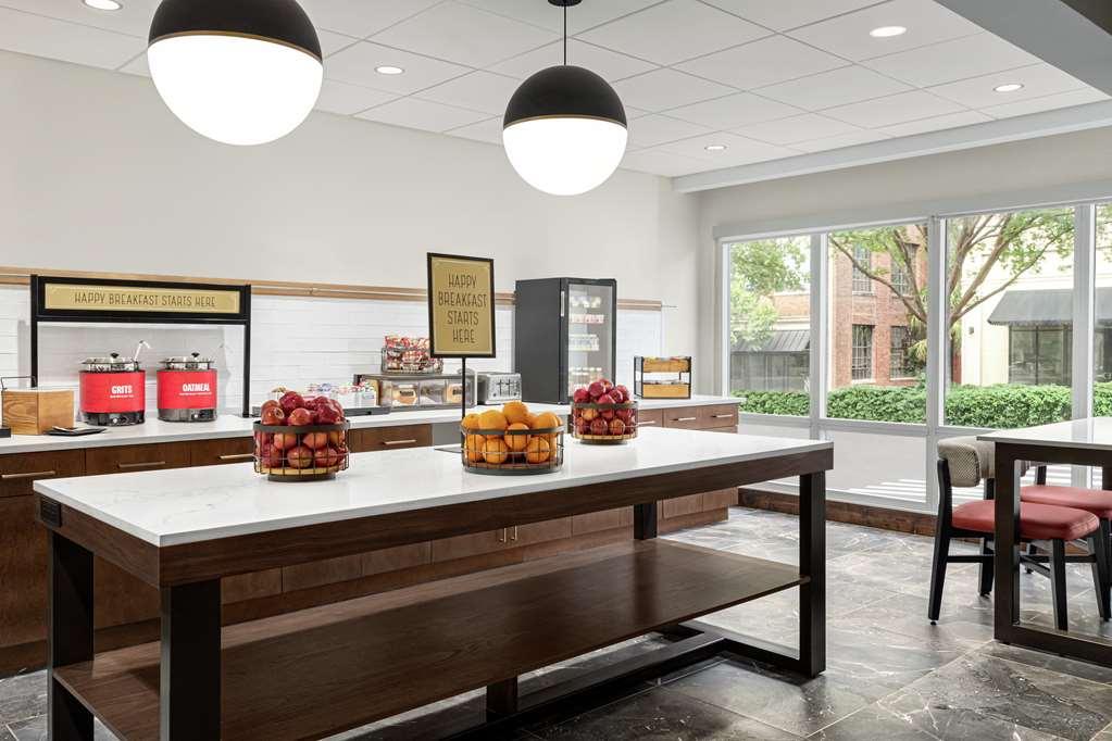 Hampton Inn Columbia-Downtown Historic District Restoran gambar