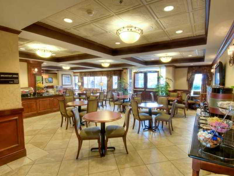 Hampton Inn Columbia-Downtown Historic District Restoran gambar